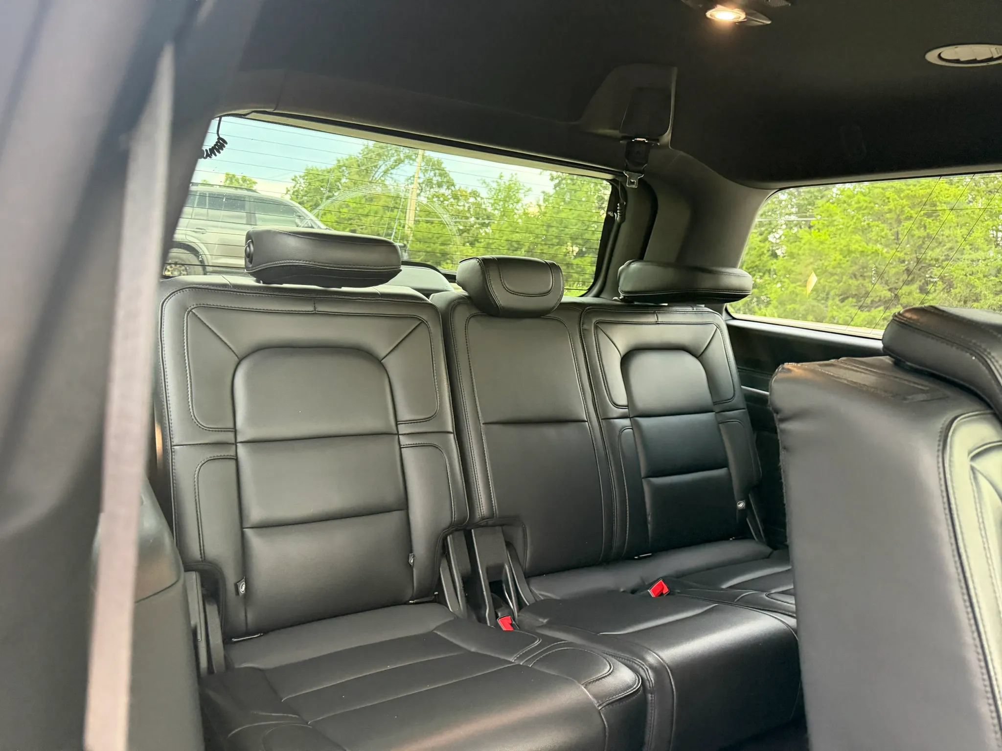 Used 2018 Lincoln Navigator Select w/ Technology Package AWD/4WD image 48