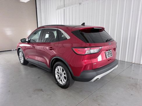 Used 2020 Ford Escape SE FWD image 7
