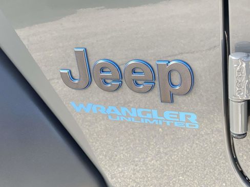 Certified 2022 Jeep Wrangler Unlimited Rubicon 4xe image 24
