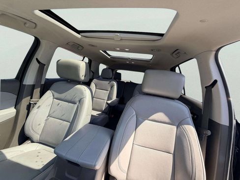 Used 2019 Chevrolet Traverse Premier w/ Driver Confidence II Package image 24