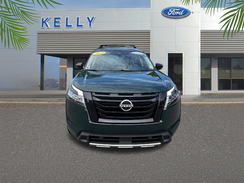 Used 2023 Nissan Pathfinder SL w/ SL Premium Package FWD image 8