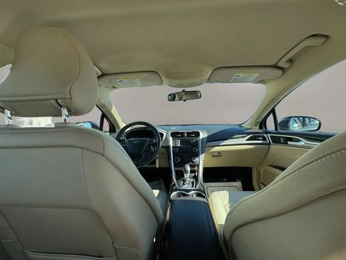 Used 2015 Ford Fusion SE FWD image 14