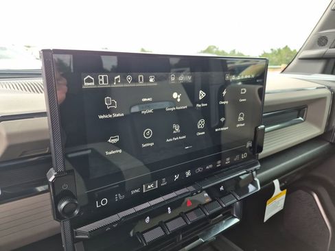 New 2026 GMC Hummer EV SUV AWD/4WD image 23