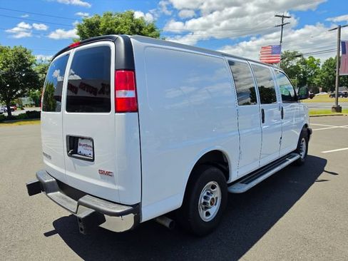 Used 2024 GMC Savana 2500 w/ Driver Convenience Package RWD image 7