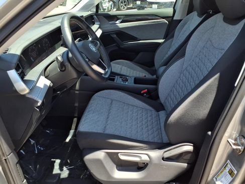 Certified 2026 Volkswagen Tiguan S FWD image 20
