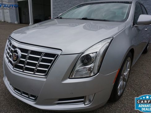 Used 2013 Cadillac XTS Luxury w/ Driver Awareness Package AWD/4WD image 5