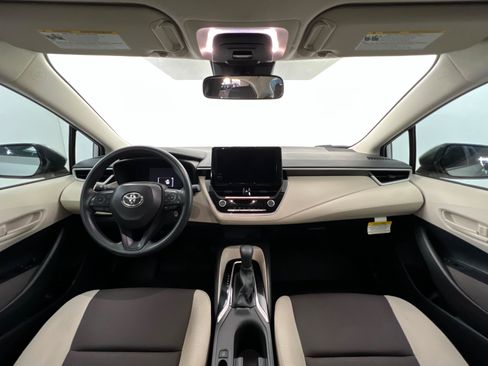 Used 2026 Toyota Corolla LE FWD image 10