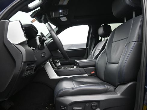 Used 2024 Toyota Tundra Platinum image 17