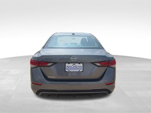 Used 2024 Nissan Sentra SV FWD image 5