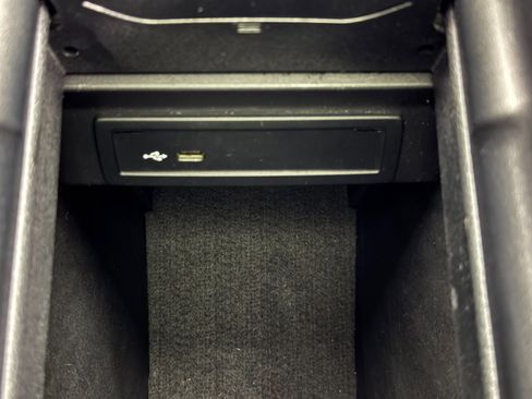 Used 2022 Mercedes-Benz GLA 250 GLA 250 w/ Premium, AMG Line & image 34