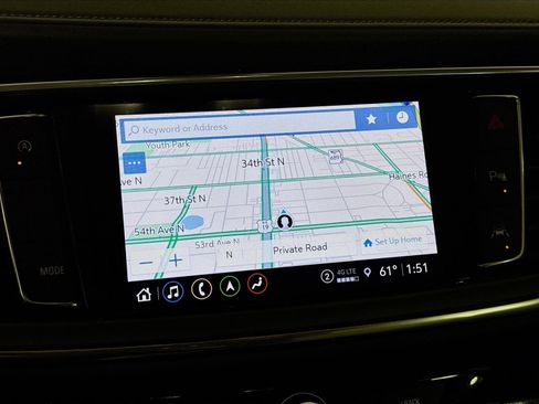 Certified 2024 Buick Enclave Avenir w/ Avenir Technology Package image 16