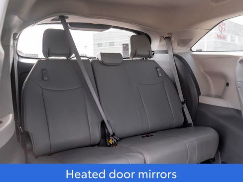 Used 2023 Toyota Sienna XLE w/ XLE Plus Package AWD/4WD image 15