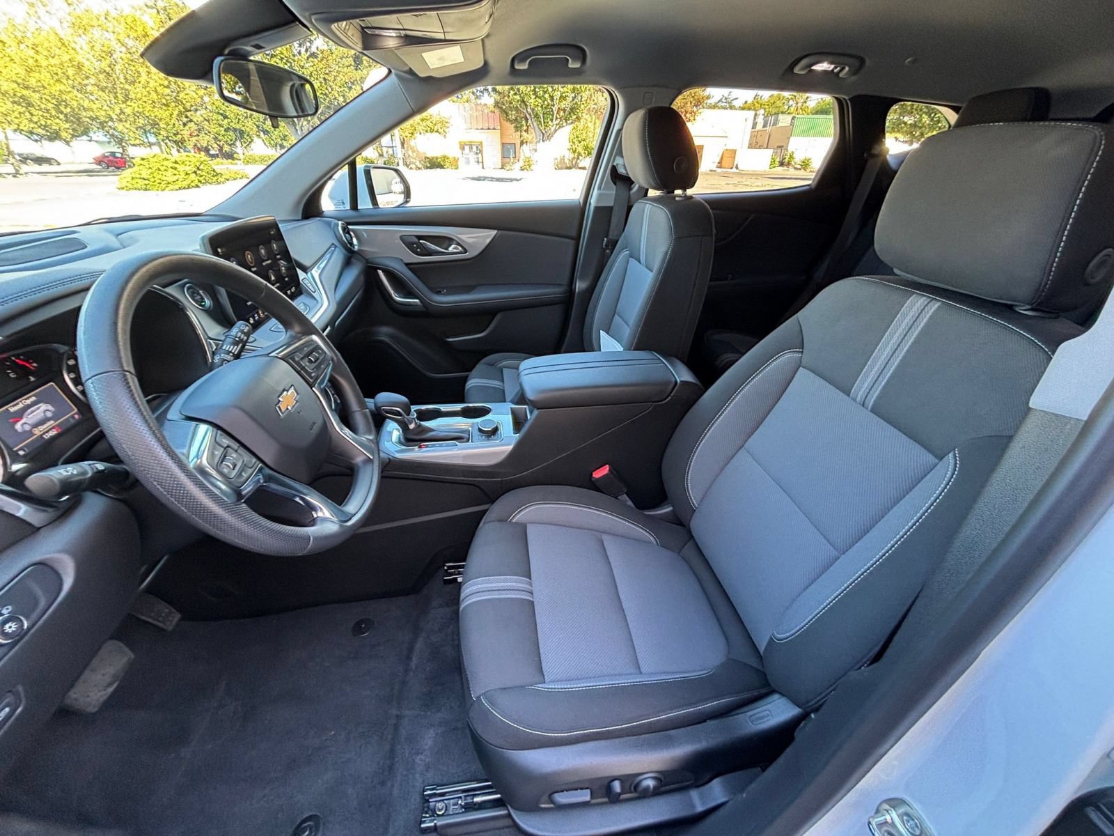 Used 2026 Chevrolet Blazer LT FWD image 27