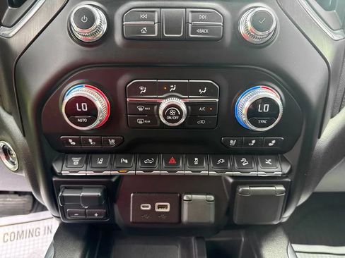 Used 2023 GMC Sierra 2500 AT4 w/ AT4 Premium Plus Package AWD/4WD image 26