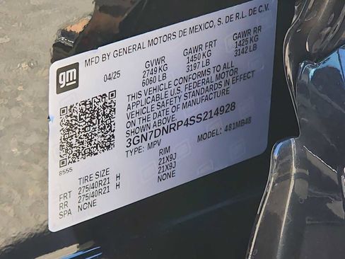 Used 2025 Chevrolet Equinox EV LT w/ Active Safety Package 3 image 25