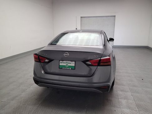 Used 2024 Nissan Altima 2.5 SV FWD image 7