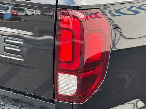 New 2026 Honda Ridgeline Black Edition image 30