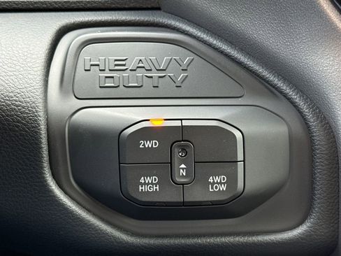 New 2026 RAM 2500 Big Horn AWD/4WD image 25