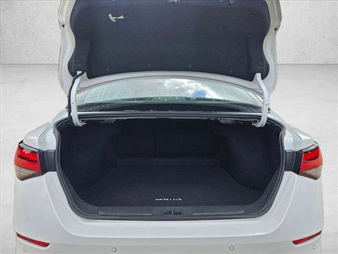 Used 2025 Nissan Sentra S FWD image 19