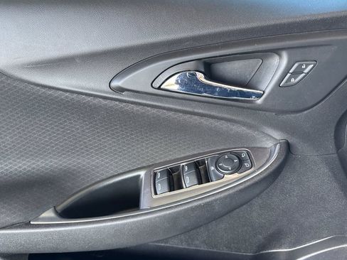 Used 2022 Chevrolet Malibu LT image 17