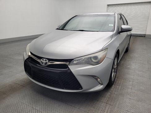 Used 2016 Toyota Camry SE image 15