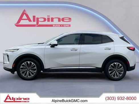 Used 2024 Buick Envision Preferred AWD/4WD image 2
