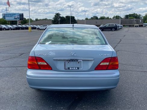 Used 2002 Lexus LS 430 RWD image 14