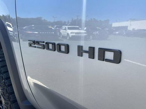 Used 2025 Chevrolet Silverado 2500 ZR2 w/ ZR2 Bison Edition AWD/4WD image 12