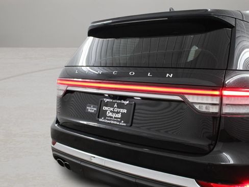 Used 2020 Lincoln Aviator Reserve w/ Equipment Group 202A AWD/4WD image 33