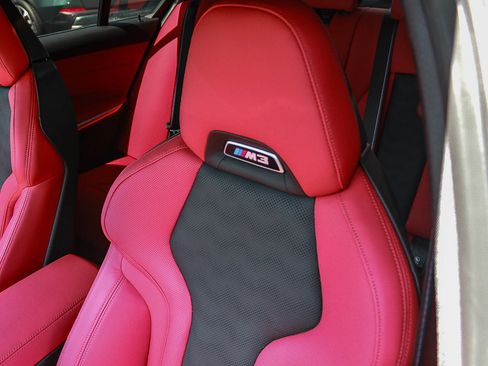 Used 2025 BMW M3 Competition AWD/4WD image 25