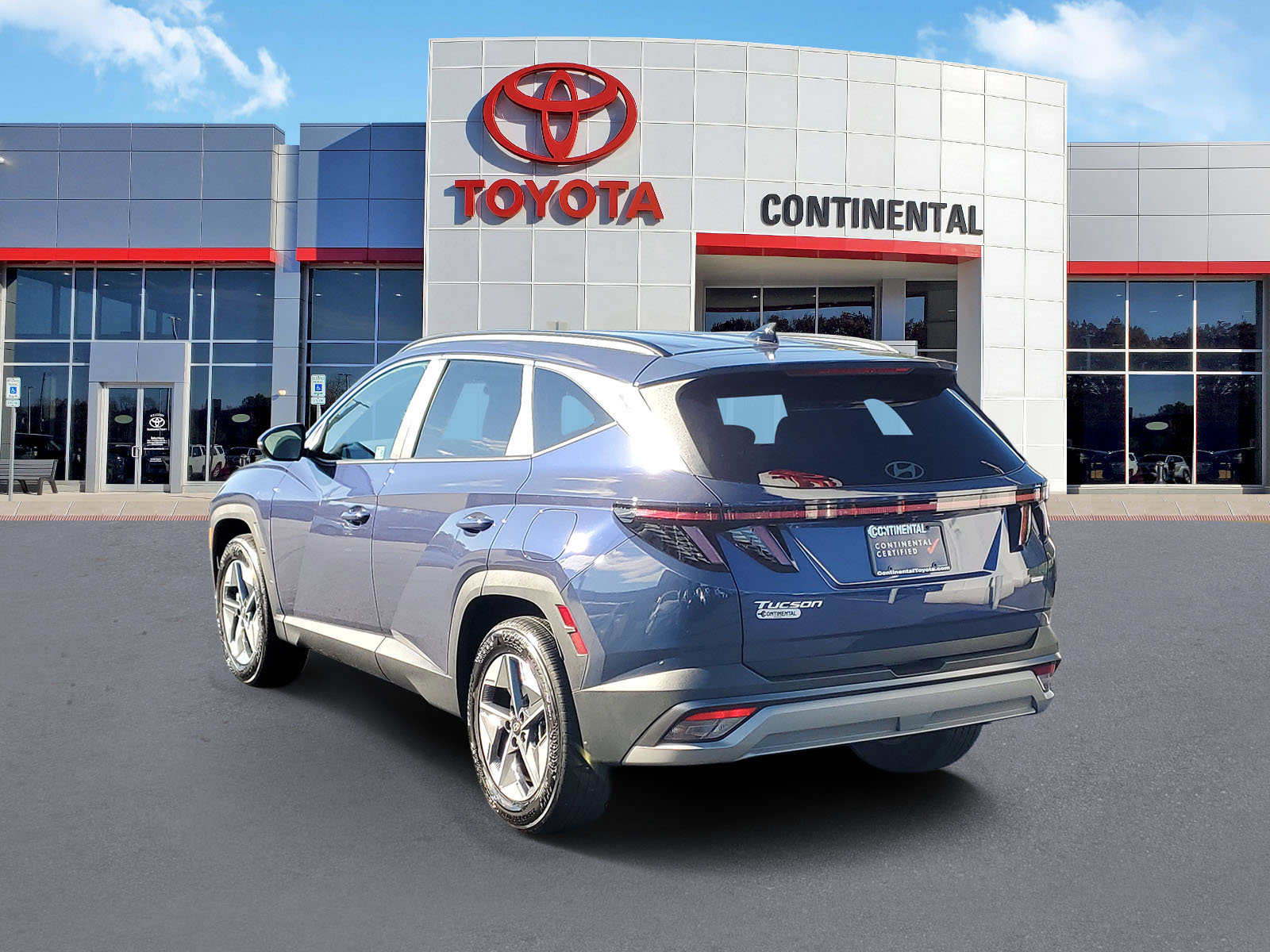 Used 2025 Hyundai Tucson SEL AWD/4WD image 4