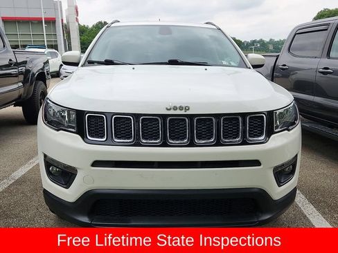 Used 2020 Jeep Compass Latitude w/ Cold Weather Group AWD/4WD image 2