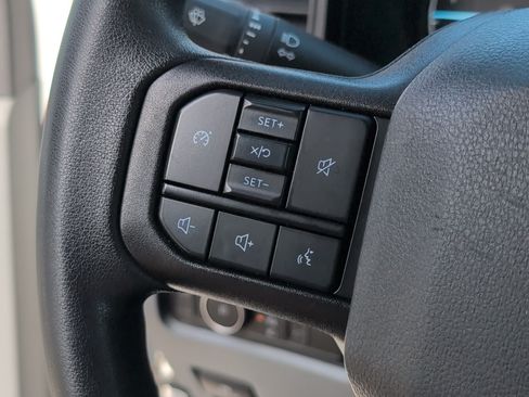 Used 2025 Ford F350 XLT AWD/4WD image 26