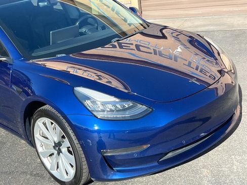Used 2018 Tesla Model 3 Long Range RWD image 10