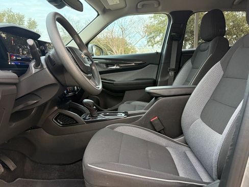 Used 2025 Chevrolet TrailBlazer LT image 27