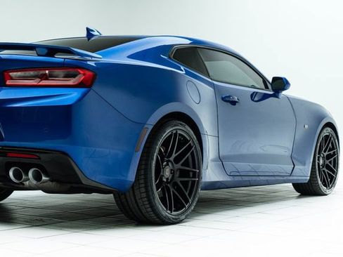 Used 2017 Chevrolet Camaro SS image 13