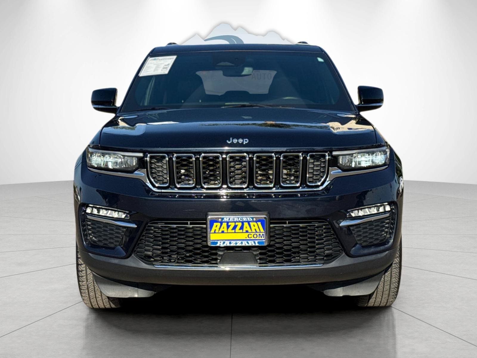 Used 2024 Jeep Grand Cherokee Limited 4xe AWD/4WD image 8