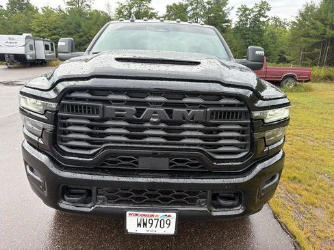 Used 2026 RAM 2500 Tradesman AWD/4WD image 2