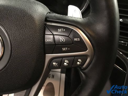 Used 2017 Jeep Grand Cherokee Summit w/ Platinum Series Group AWD/4WD image 47