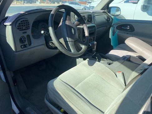 Used 2006 Chevrolet TrailBlazer LS w/ LS Preferred Equipment Group RWD image 6