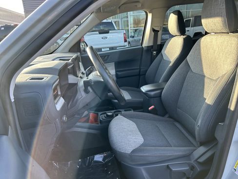 Certified 2022 Ford Maverick XLT image 13