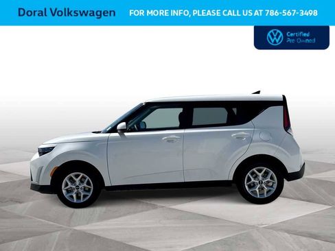 Used 2025 Kia Soul LX image 5