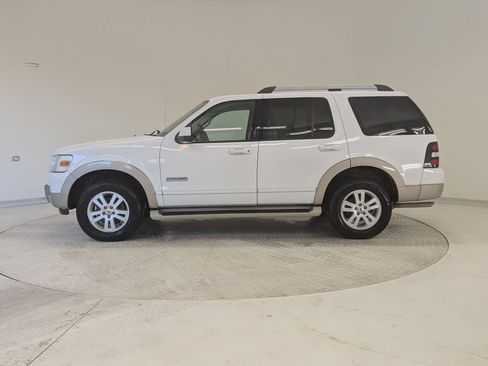 Used 2006 Ford Explorer Eddie Bauer image 2