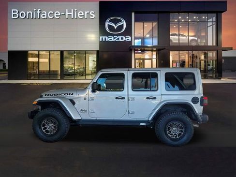 Used 2022 Jeep Wrangler Unlimited Rubicon w/ Xtreme Recon 35" Tire Package image 4