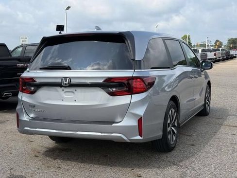 Used 2025 Honda Odyssey EX-L image 5