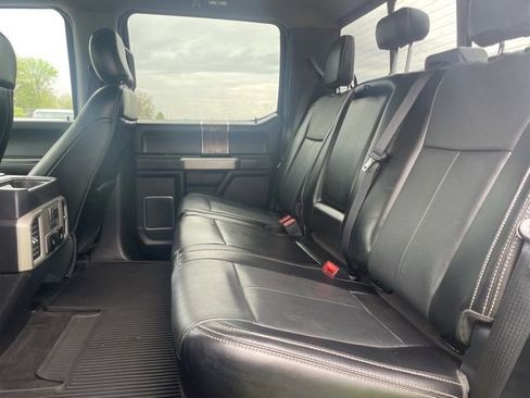Used 2018 Ford F150 Lariat w/ Equipment Group 502A Luxury AWD/4WD image 10