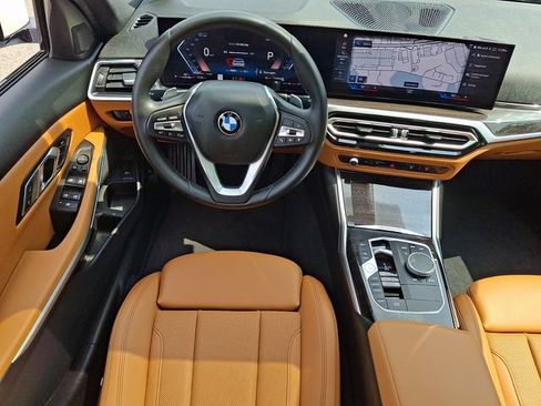 Used 2023 BMW 330i xDrive Sedan w/ Driving Assistance Package AWD/4WD image 11
