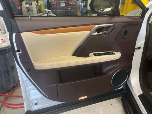 Used 2020 Lexus RX 450h AWD w/ Premium Package image 9