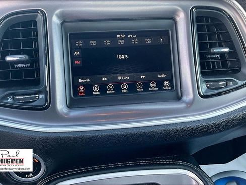 Used 2022 Dodge Challenger GT image 6