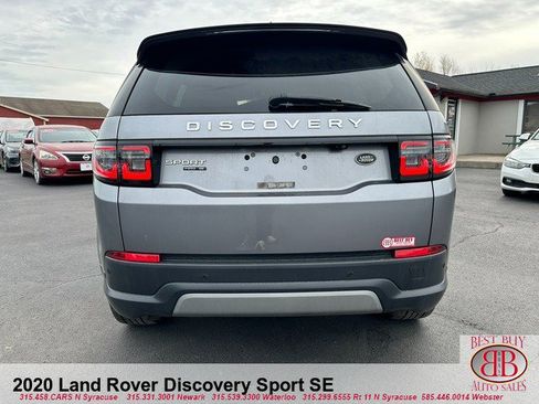 Used 2020 Land Rover Discovery Sport SE image 4